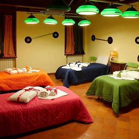 Mantua Hostal Екстер'єр фото