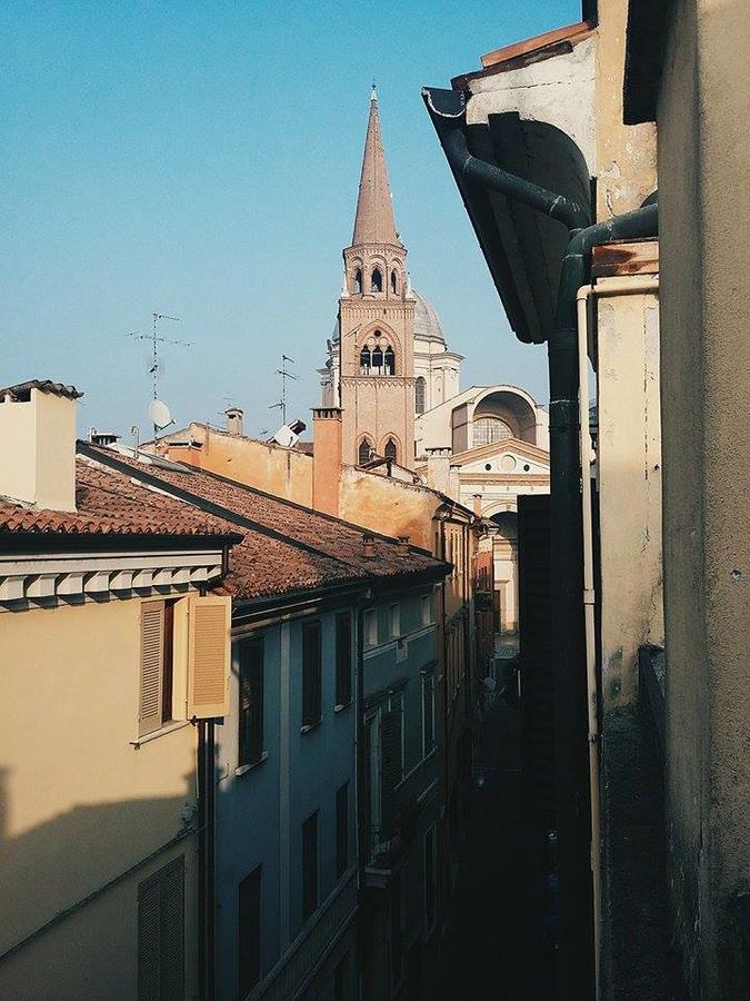 Mantua Hostal Екстер'єр фото